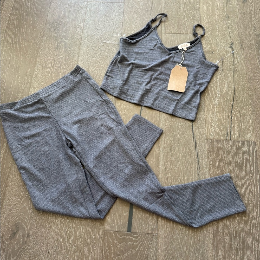 Listicle ribbed cami and legging set